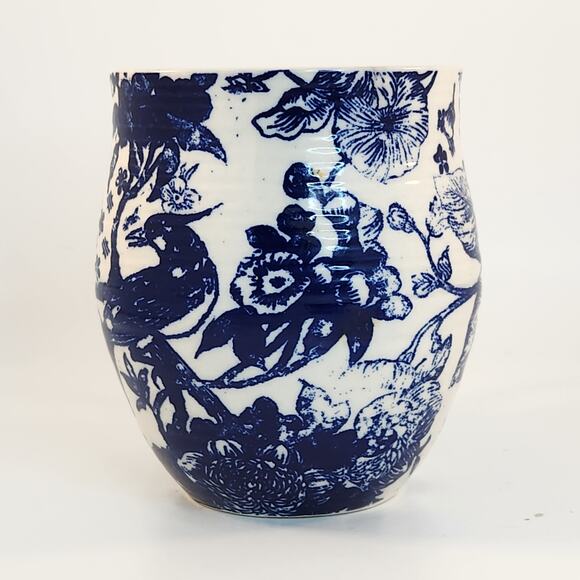 Anthropologie Homegrown Monogram Mug – Initial K – Blue Floral Toile Stoneware - Picture 8 of 10